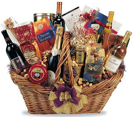 Valentine's Day Gifts baskets For Girlfriend And Wife