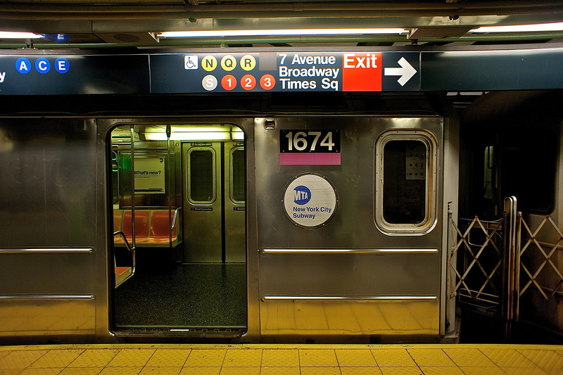 Best Apps For Killing Time On The Subway