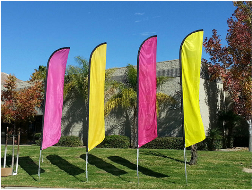 Benefits Associated with Feather Flags