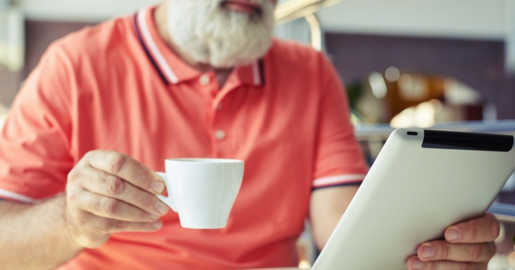 Top Apps For The Elderly Techicy