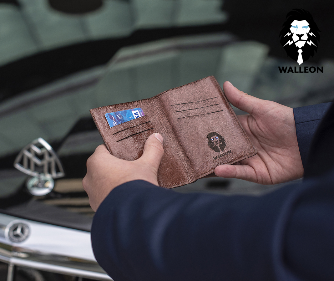 Walleon Smart GPS Wallet with Luxury Design Techicy
