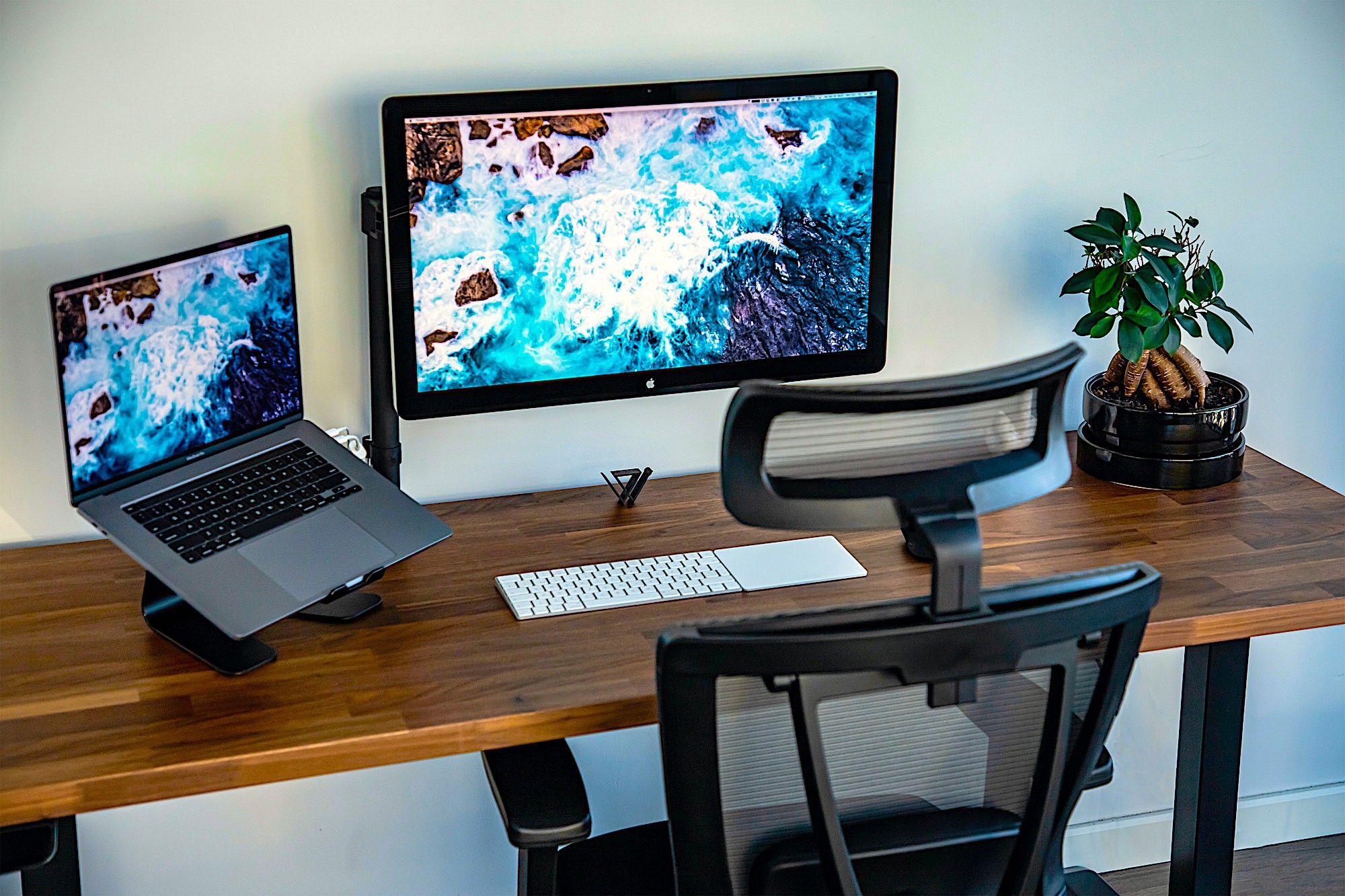 Home Office Set Up For Living Room