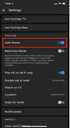 Facilitate dark mode in the YouTube iOS apk