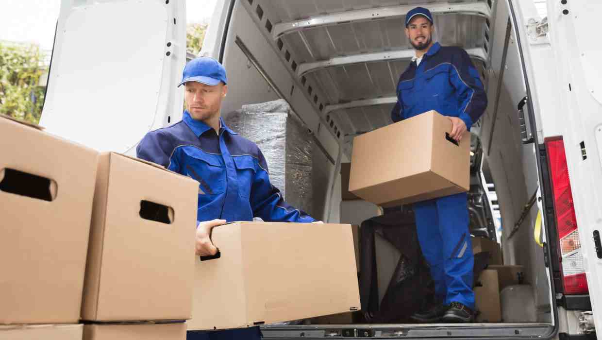 Hiring a Movers in Calgary Like a Pro