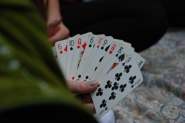 Outsmart Your Opponents In Rummy