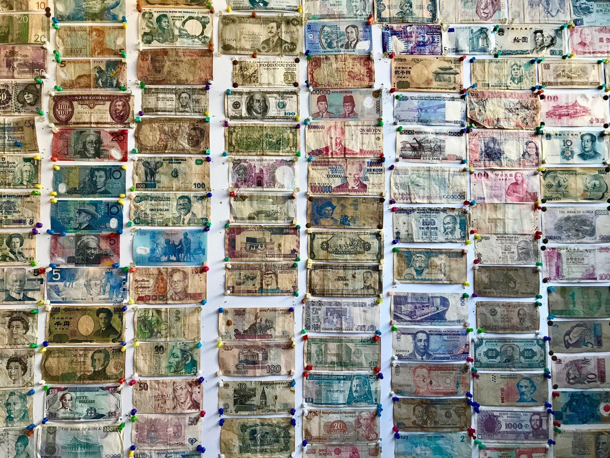 Collecting Iraqi Dinar