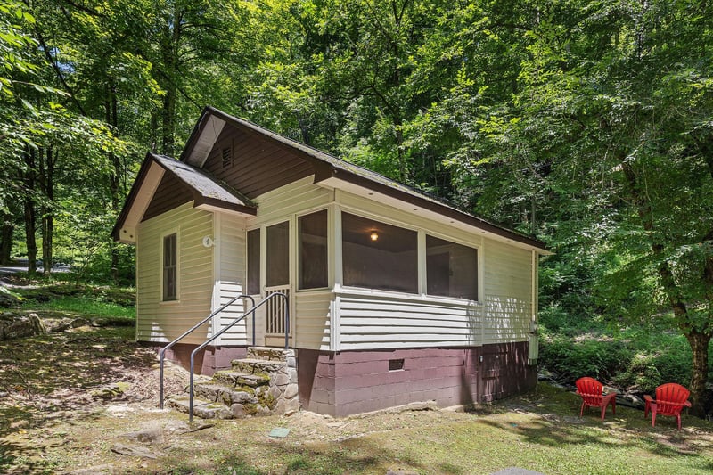Cabin Rental in the Forest or by the Water